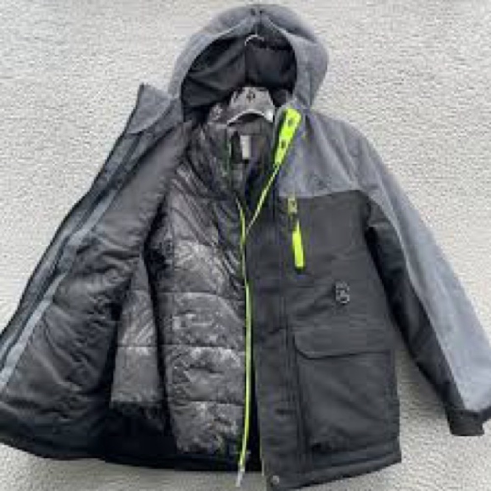 Gerry Weber Kids Gray and Black Puffer Jacket A0493